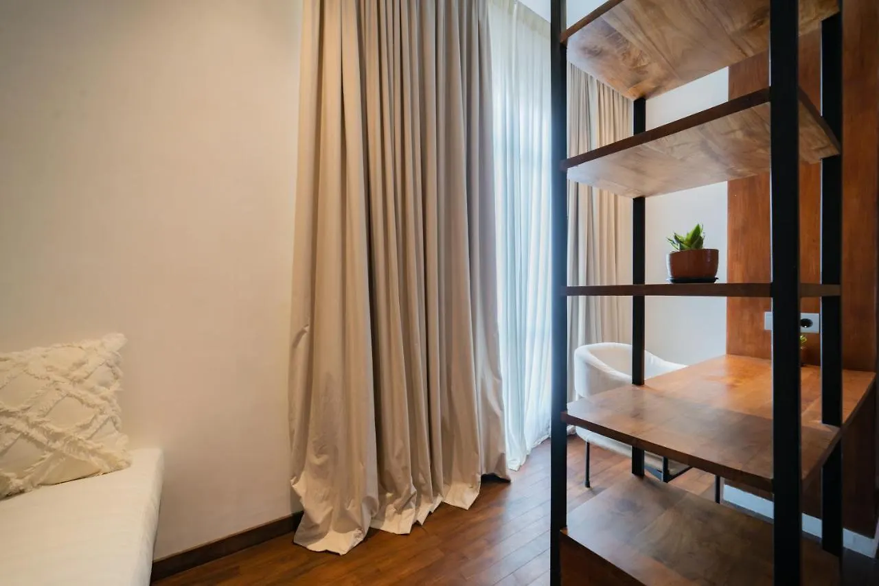 Apartment Seabreeze 2 - Amazing Sunset Penthouse-2Bdr With Pool-Beachfront Canggu 0*,  Indonesien