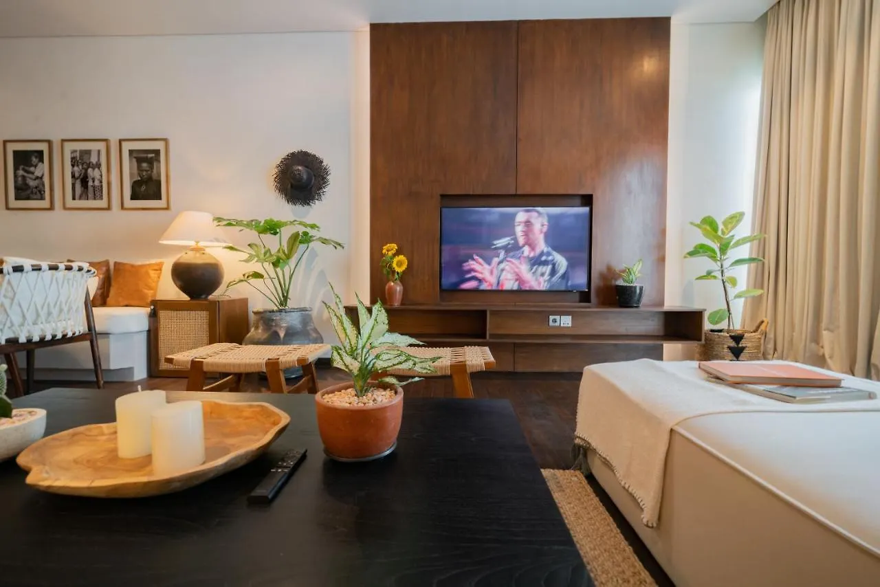 Apartment Seabreeze 2 - Amazing Sunset Penthouse-2Bdr With Pool-Beachfront Canggu Indonesien