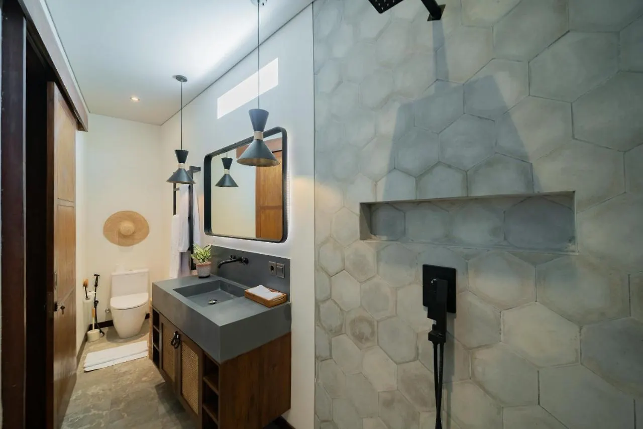 Apartment Seabreeze 2 - Amazing Sunset Penthouse-2Bdr With Pool-Beachfront Canggu  0*, Canggu (Bali)